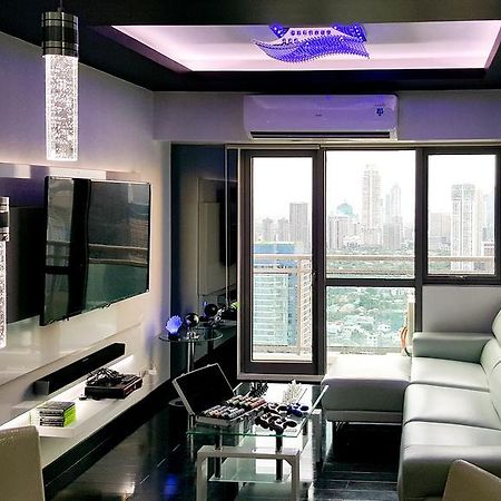 Modern Luxury Lower Penthouse Unit Manilla Buitenkant foto