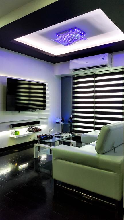 Modern Luxury Lower Penthouse Unit Manilla Buitenkant foto