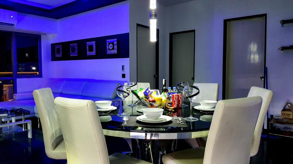Modern Luxury Lower Penthouse Unit Manilla Buitenkant foto
