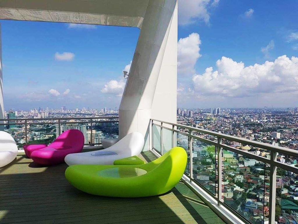 Modern Luxury Lower Penthouse Unit Manilla Buitenkant foto